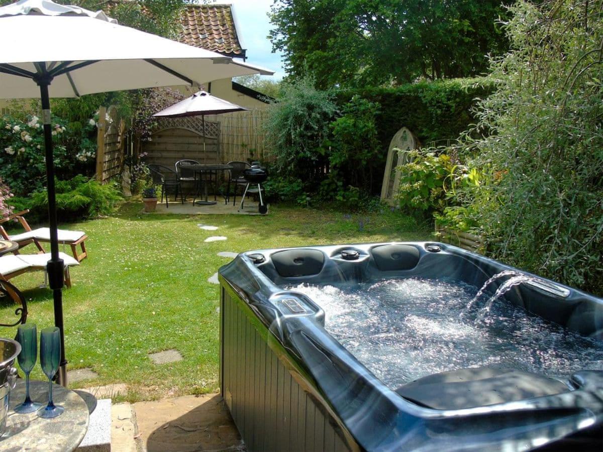 The Coach House - Ukc2365 Villa Watton Bagian luar foto